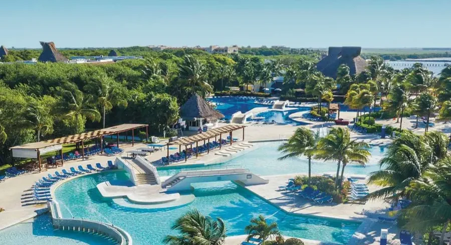 BlueBay Grand Esmeralda All Inclusive