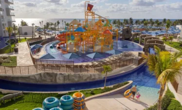 Royalton Splash Riviera Cancún, An Autograph